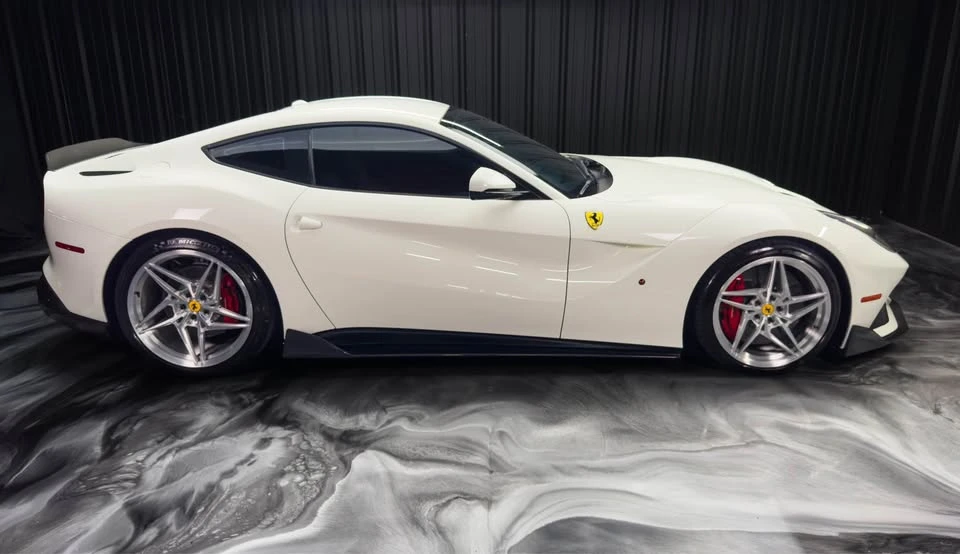 2015 Ferrari F12berlinetta - Image 5 of 17