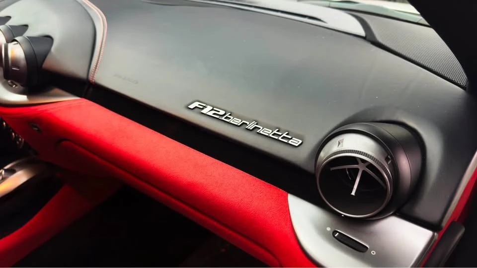 2015 Ferrari F12berlinetta - Image 16 of 17