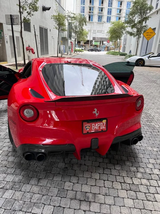 2015 Ferrari F12berlinetta - Image 5 of 10