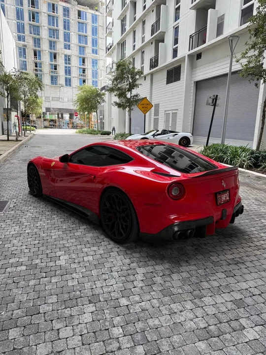 2015 Ferrari F12berlinetta - Image 4 of 10
