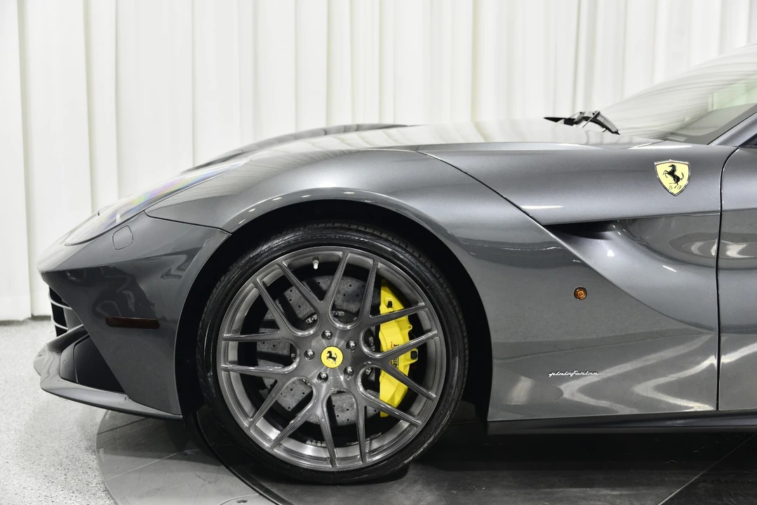 2015 Ferrari F12berlinetta - Image 10 of 21