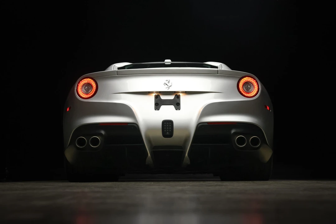 2015 Ferrari F12berlinetta - Image 28 of 31