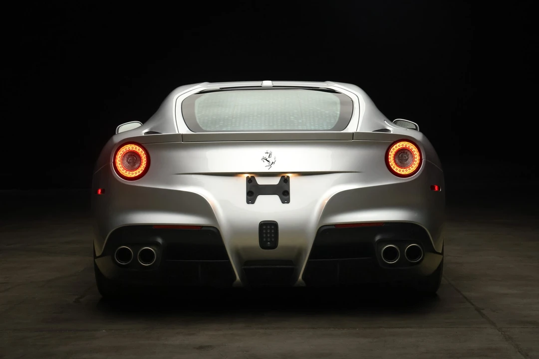 2015 Ferrari F12berlinetta - Image 27 of 31