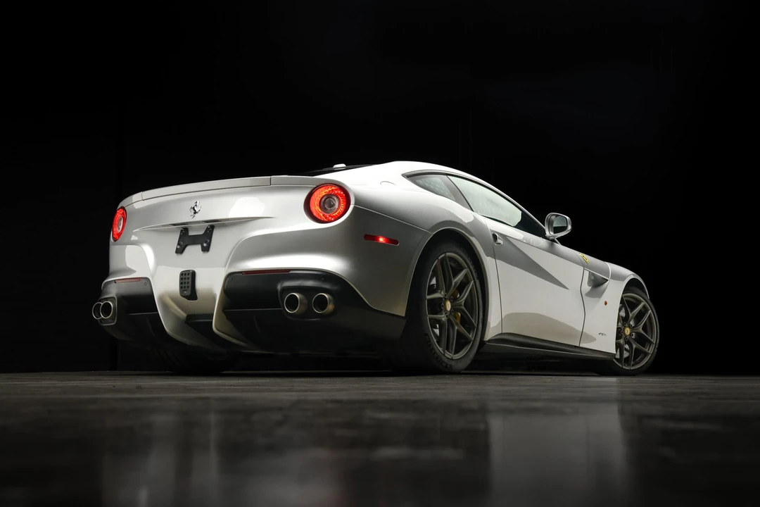 2015 Ferrari F12berlinetta - Image 25 of 31