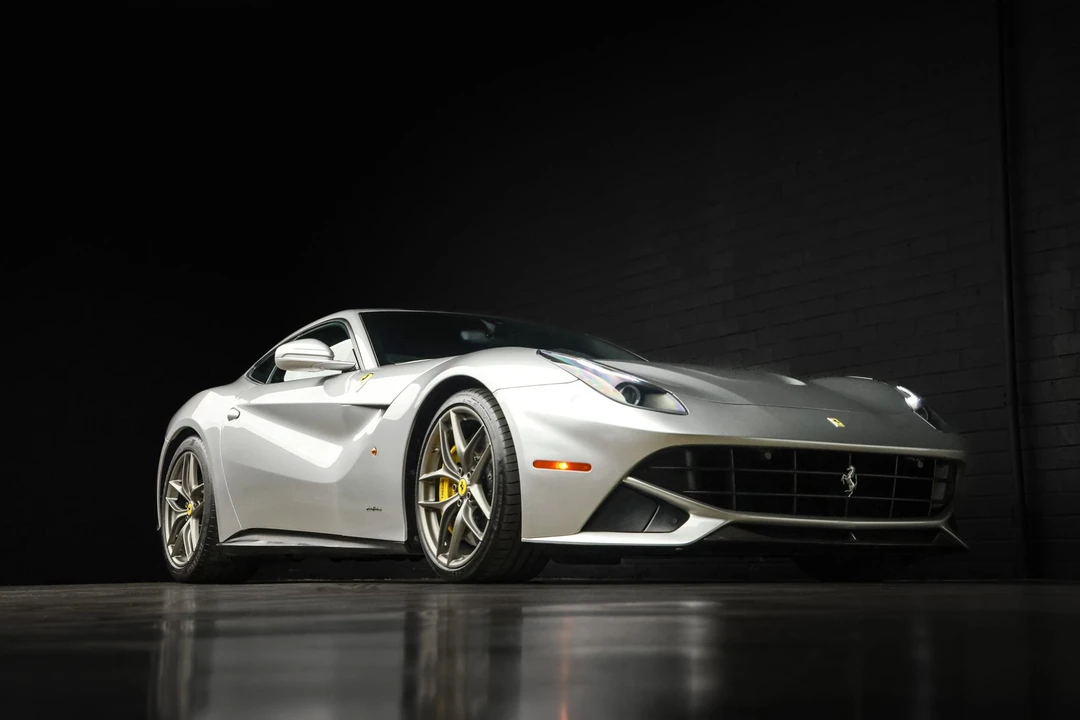 2015 Ferrari F12berlinetta - Image 17 of 31