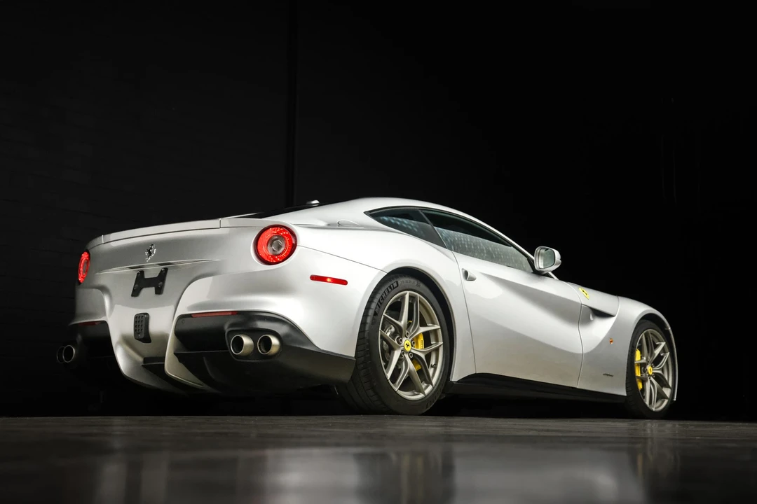 2015 Ferrari F12berlinetta - Image 24 of 31