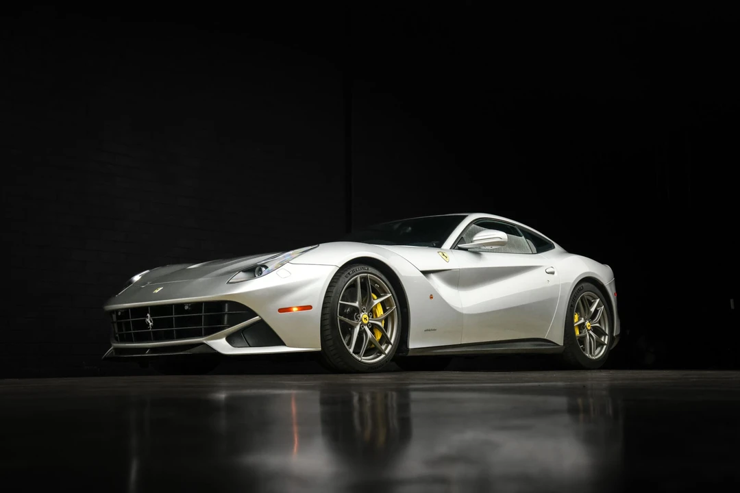 2015 Ferrari F12berlinetta - Image 3 of 31
