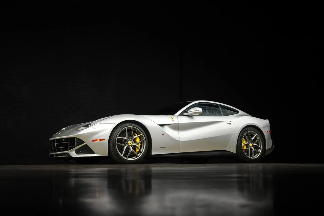 2015 Ferrari F12berlinetta - Image 2 of 31
