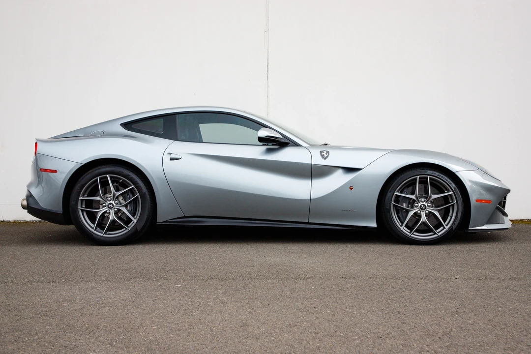 2015 Ferrari F12berlinetta - Image 9 of 31