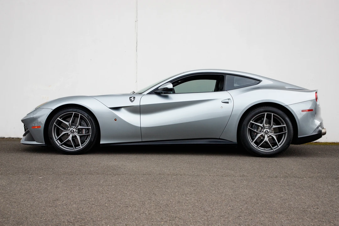 2015 Ferrari F12berlinetta - Image 5 of 31