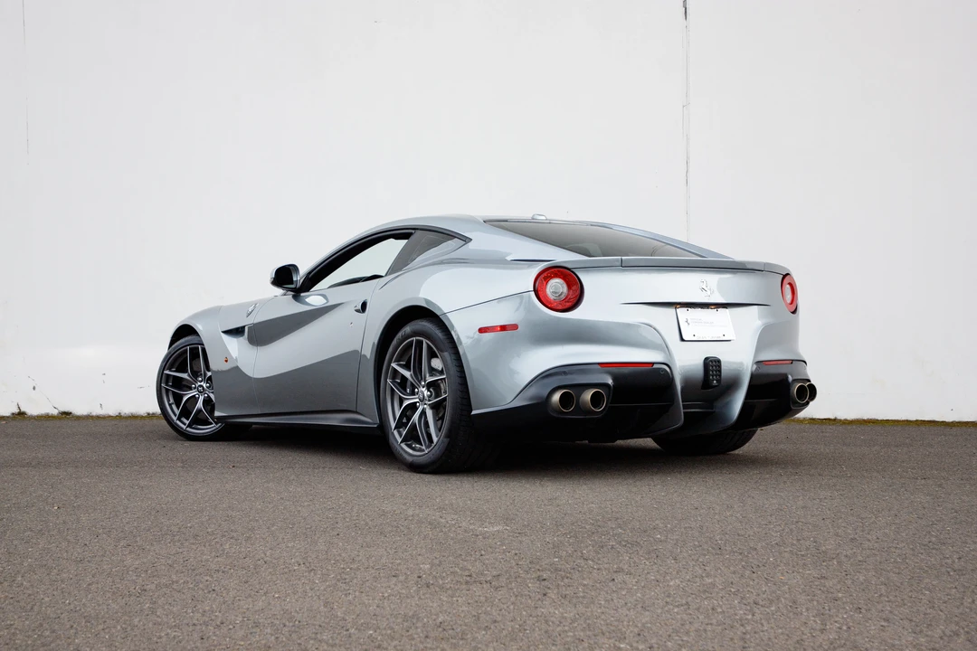 2015 Ferrari F12berlinetta - Image 15 of 31