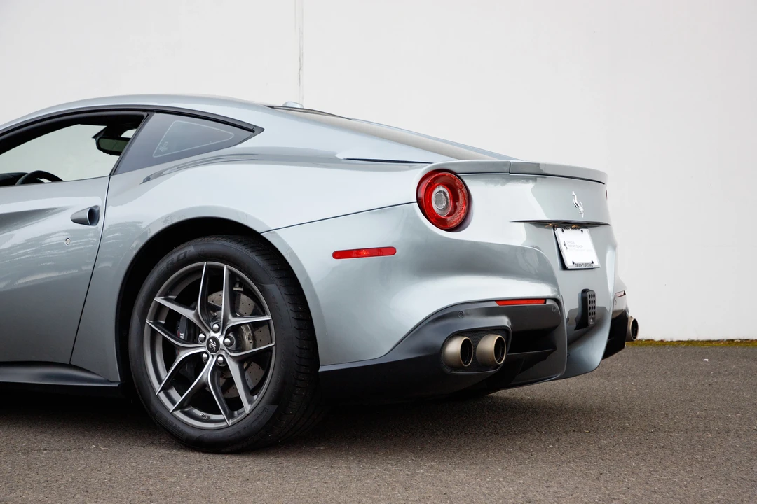 2015 Ferrari F12berlinetta - Image 30 of 31