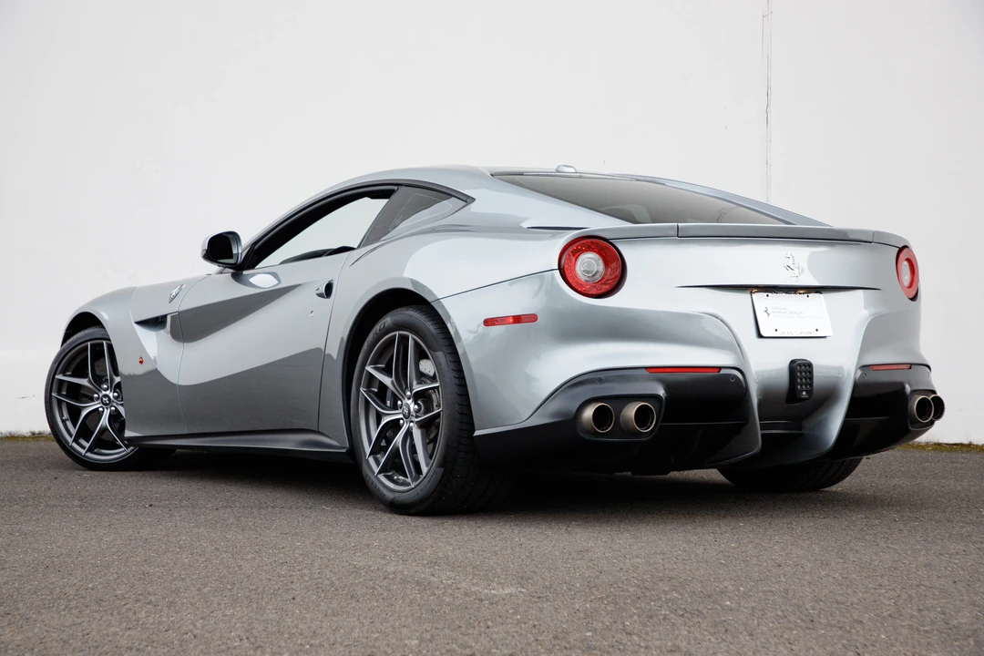 2015 Ferrari F12berlinetta - Image 16 of 31