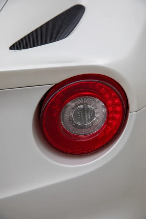 2015 Ferrari F12berlinetta - Image 25 of 31
