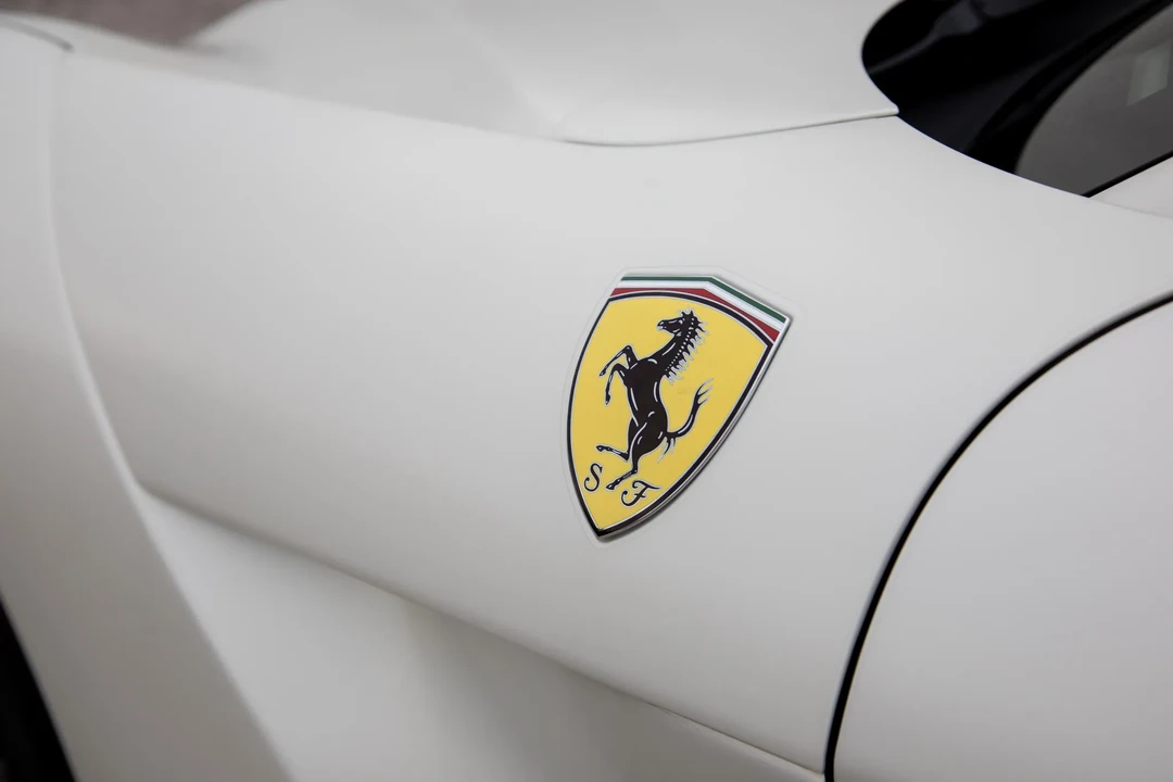 2015 Ferrari F12berlinetta - Image 18 of 31
