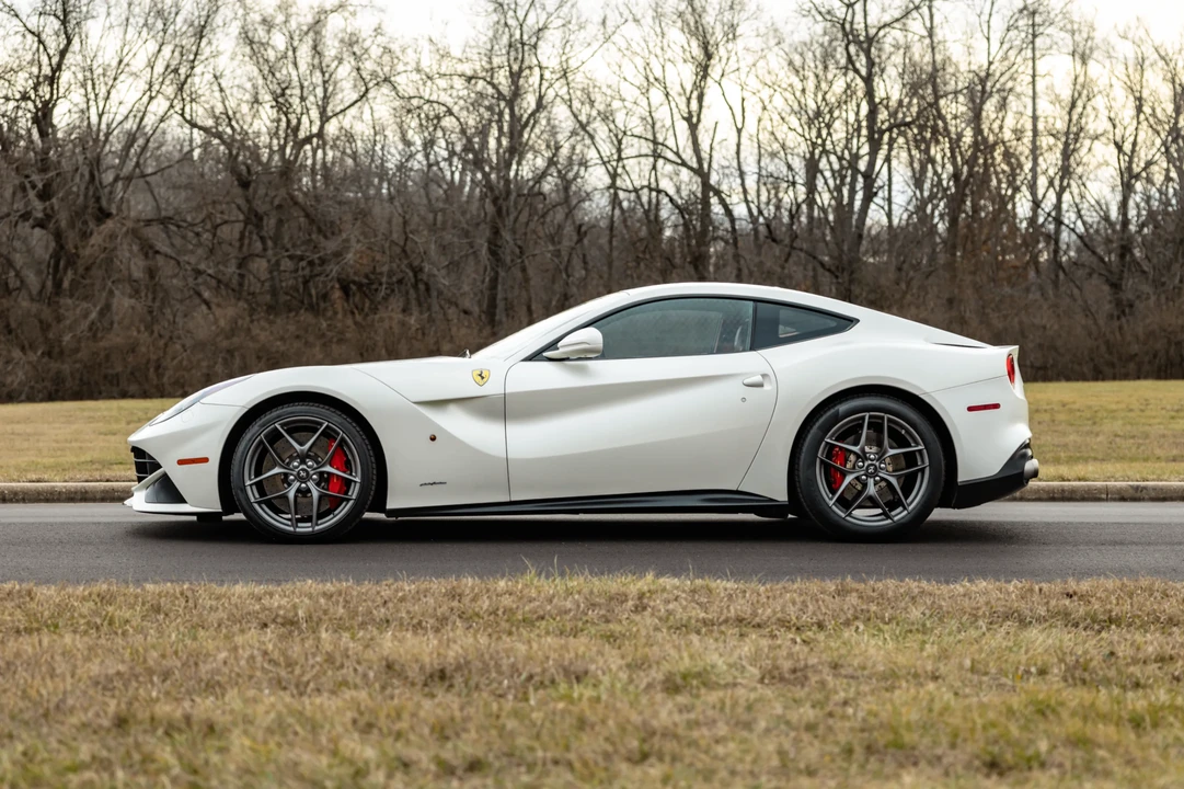 2015 Ferrari F12berlinetta - Image 5 of 31