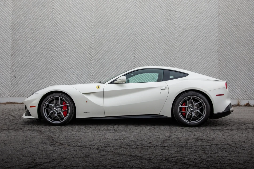 2015 Ferrari F12berlinetta - Image 8 of 31