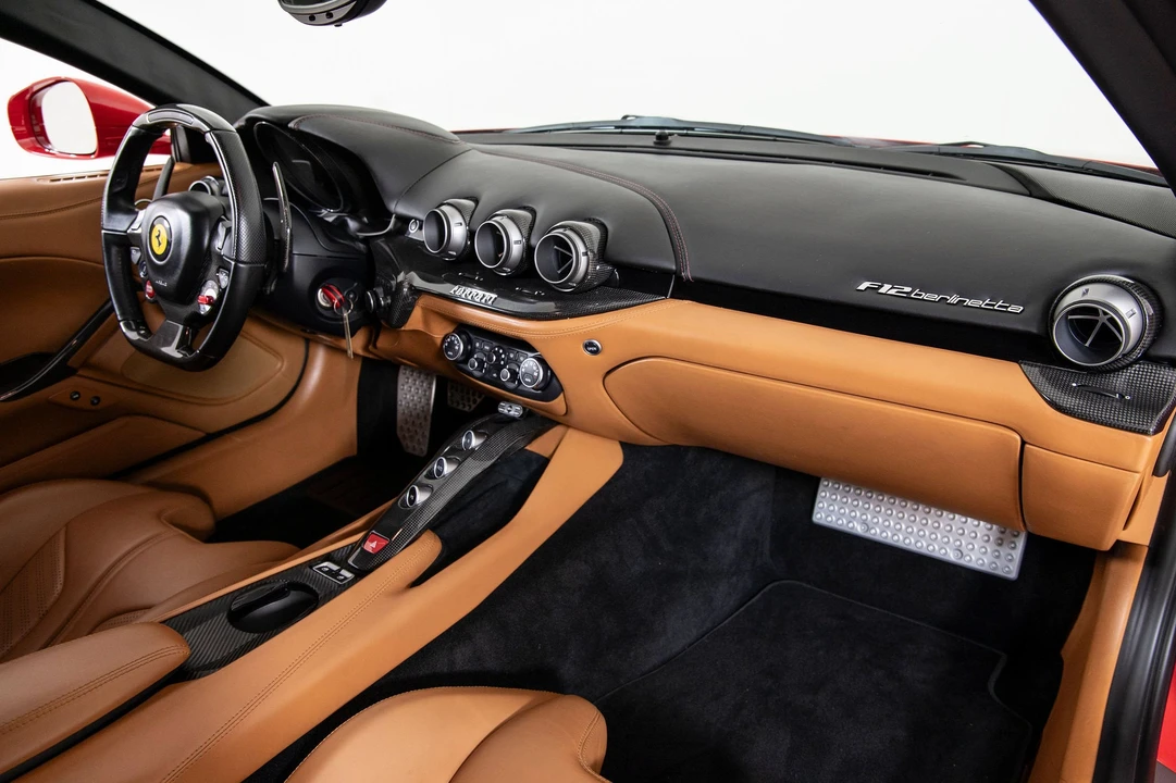 2015 Ferrari F12berlinetta - Image 17 of 31