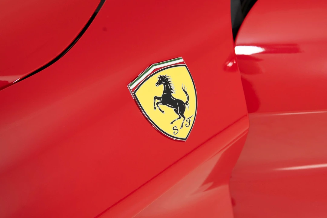 2015 Ferrari F12berlinetta - Image 24 of 31