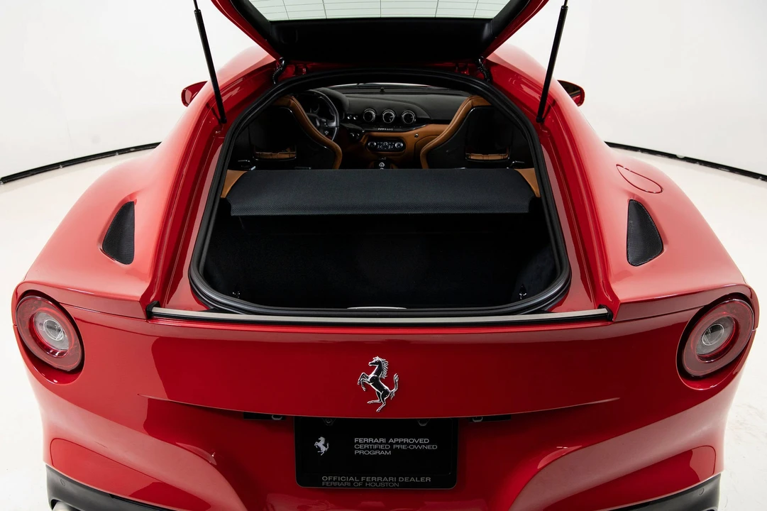 2015 Ferrari F12berlinetta - Image 31 of 31