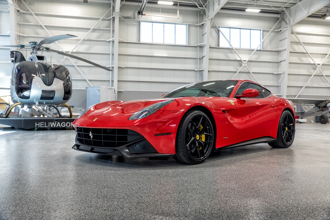 2015 Ferrari F12berlinetta - Image 2 of 31