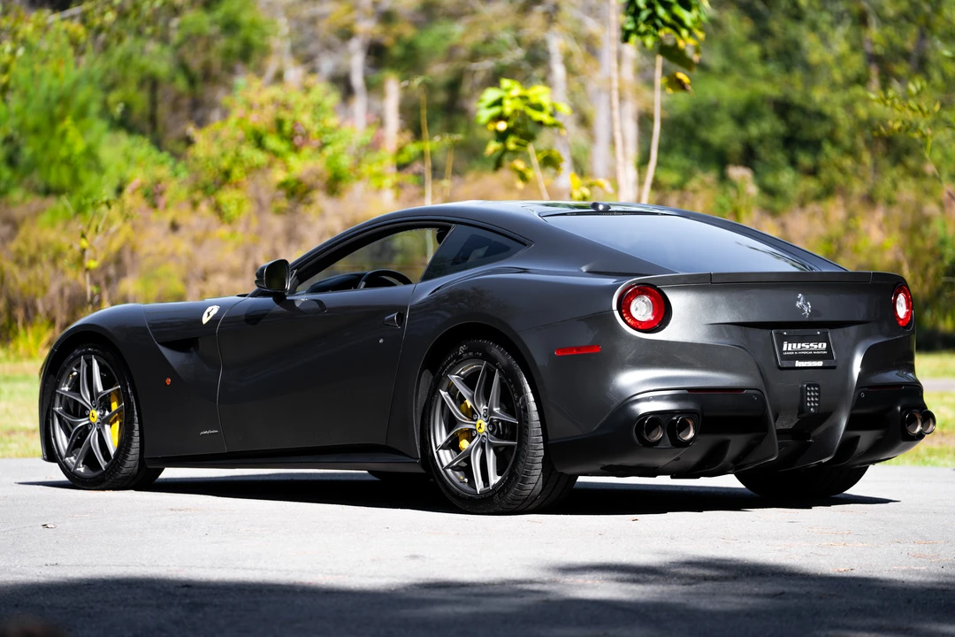 2015 Ferrari F12berlinetta - Image 26 of 31