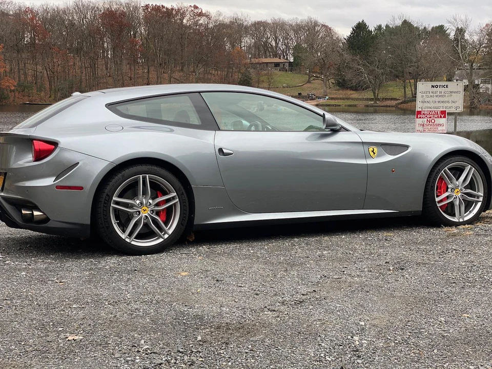 2015 Ferrari FF - Image 3 of 31