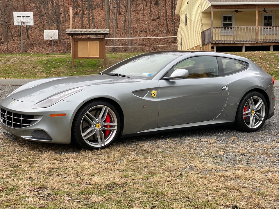 2015 Ferrari FF - Image 12 of 31
