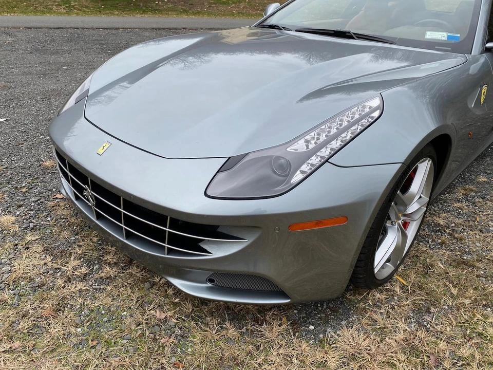 2015 Ferrari FF - Image 26 of 31