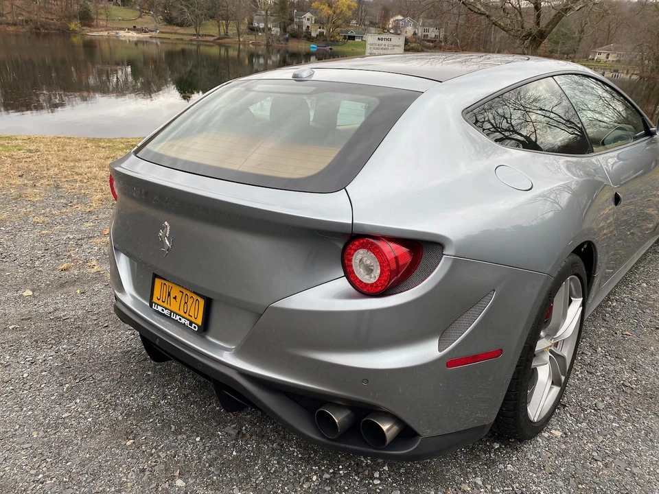 2015 Ferrari FF - Image 6 of 31