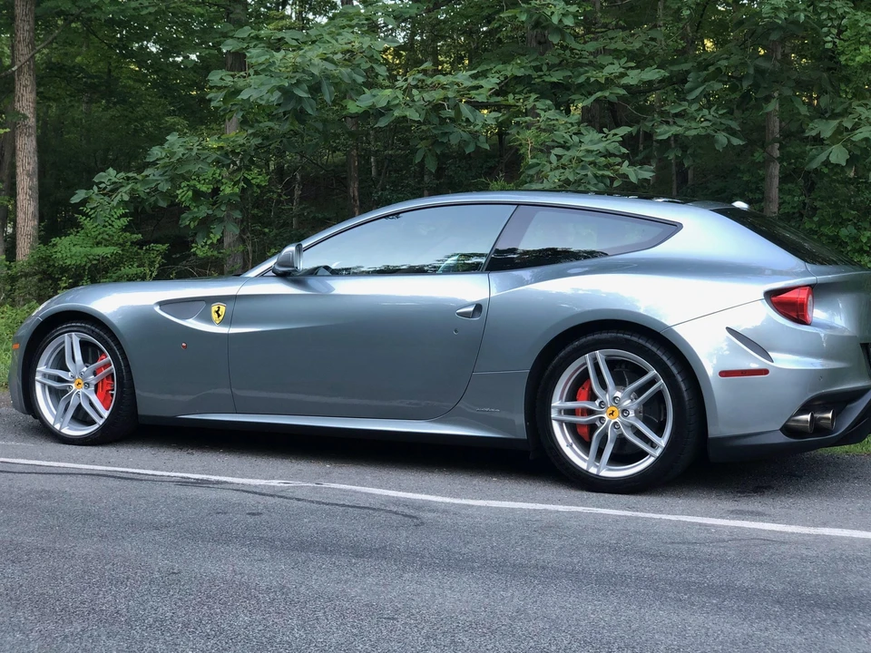 2015 Ferrari FF - Image 9 of 31