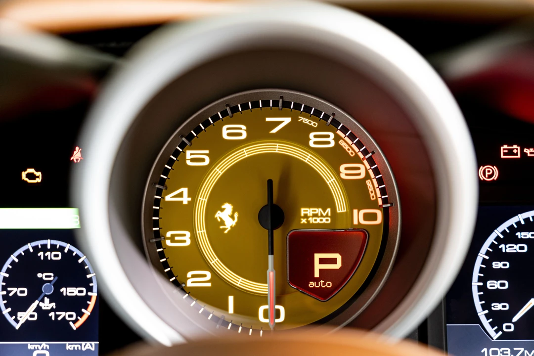 2015 Ferrari FF - Image 22 of 31