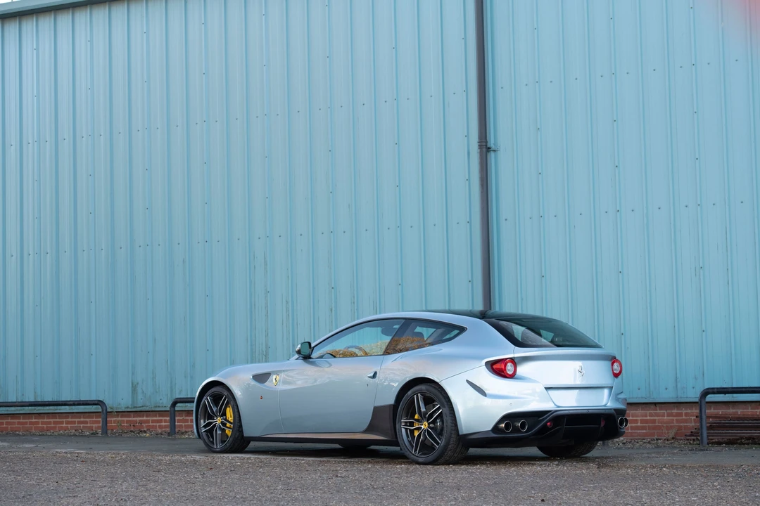 2015 Ferrari FF - Image 19 of 31