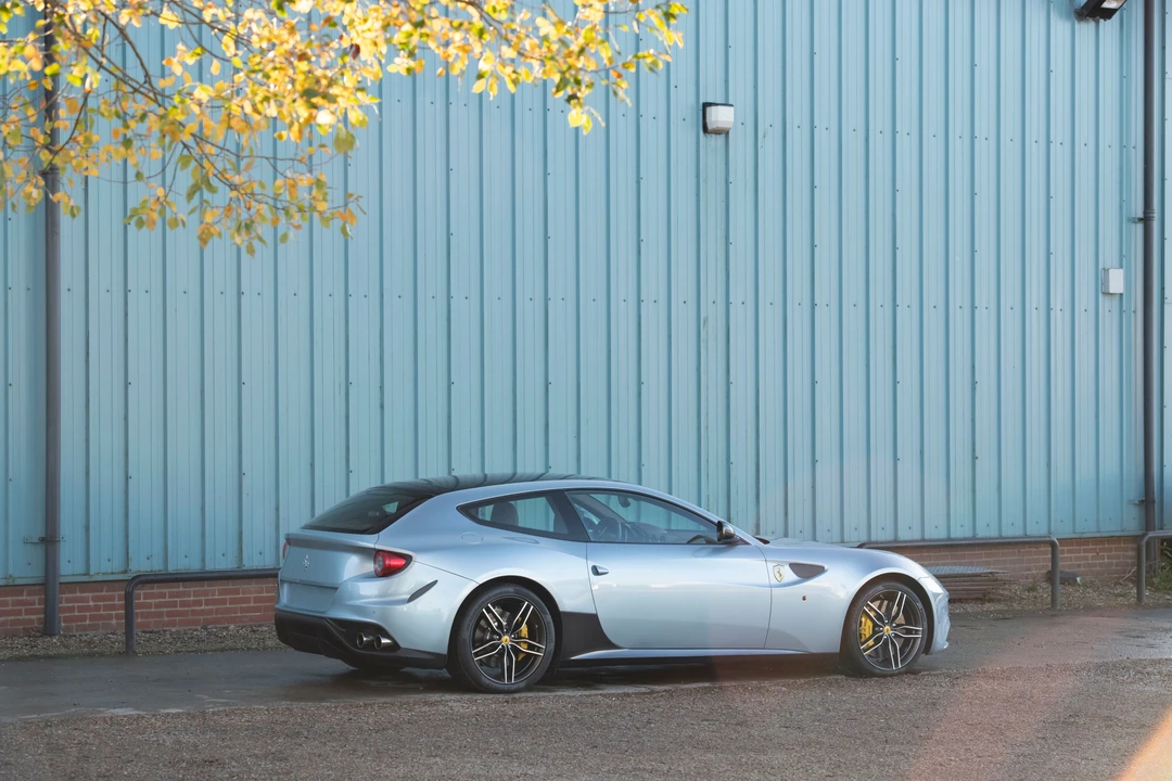 2015 Ferrari FF - Image 7 of 31