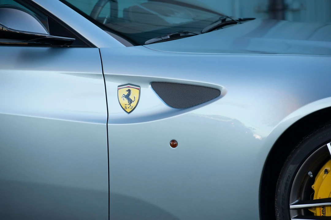 2015 Ferrari FF - Image 9 of 31