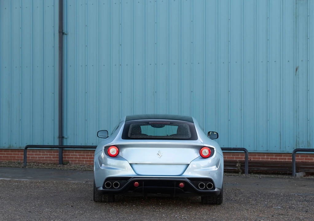 2015 Ferrari FF - Image 18 of 31