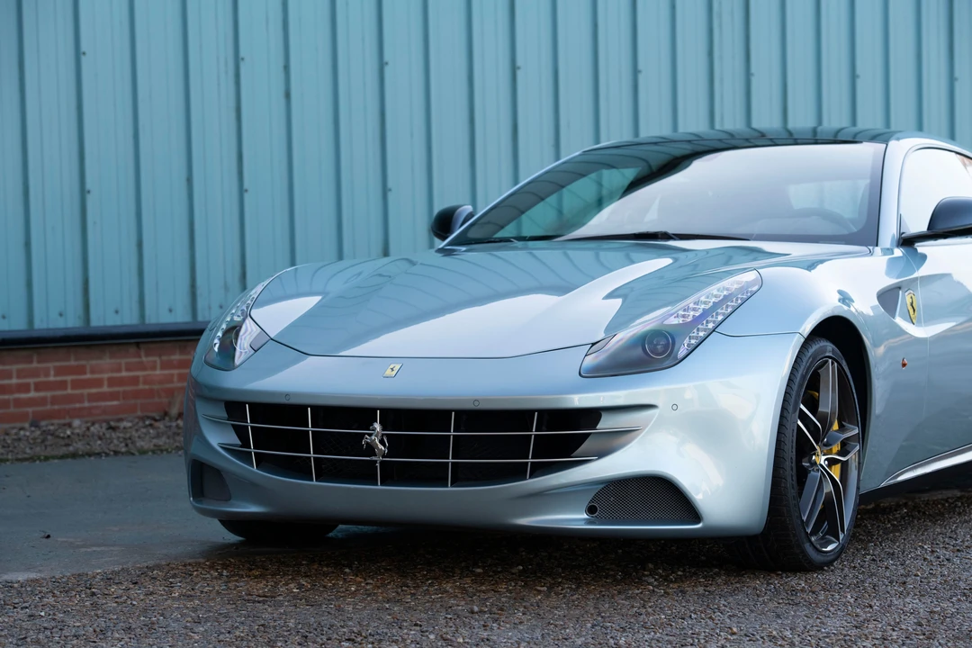 2015 Ferrari FF - Image 12 of 31