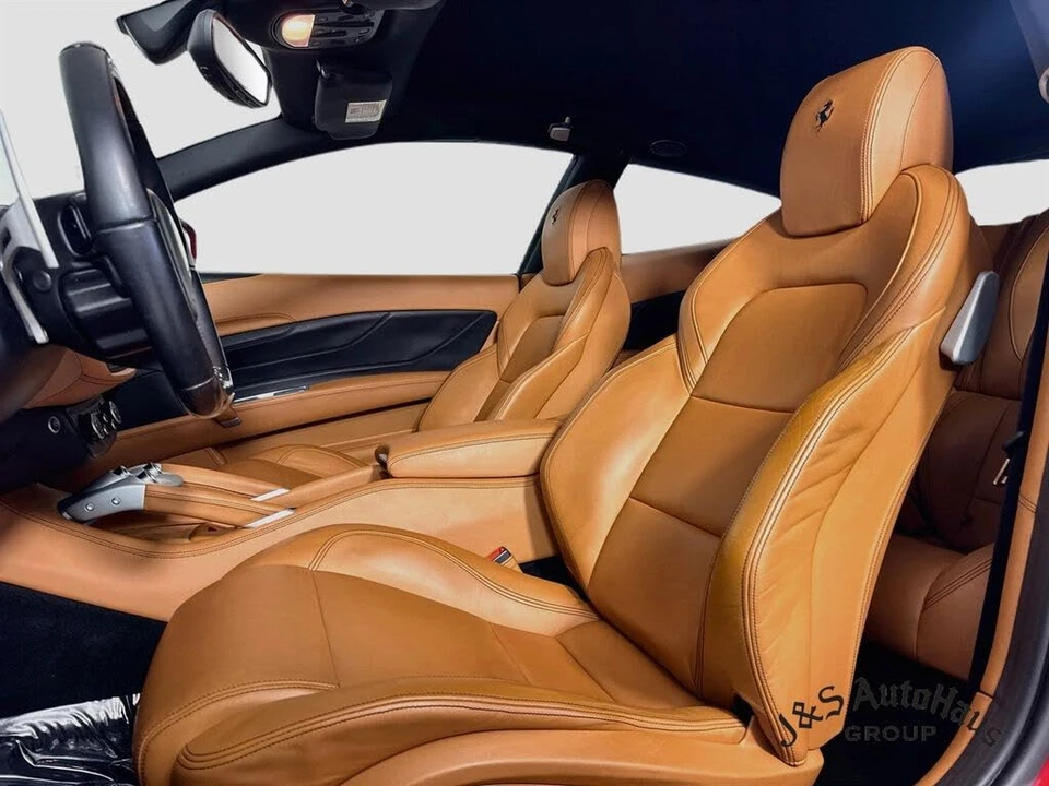 2015 Ferrari FF - Image 11 of 31