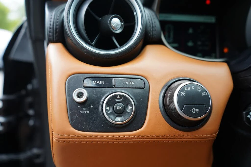 2015 Ferrari FF - Image 16 of 21