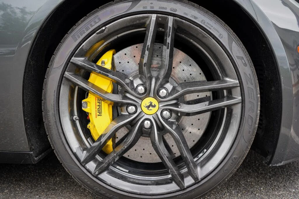 2015 Ferrari FF - Image 8 of 21