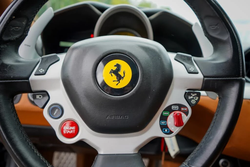 2015 Ferrari FF - Image 19 of 21