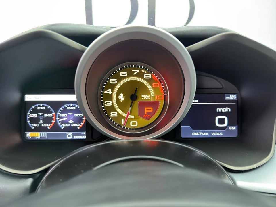 2015 Ferrari FF - Image 23 of 25