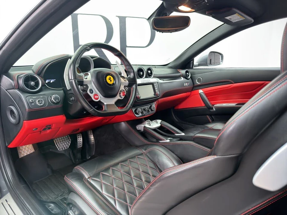2015 Ferrari FF - Image 16 of 25