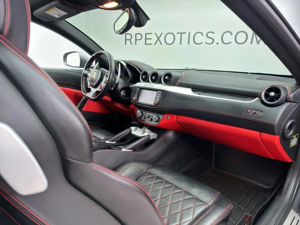 2015 Ferrari FF - Image 18 of 25