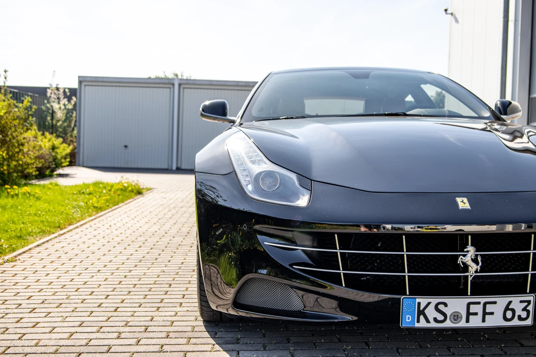 2015 Ferrari FF - Image 19 of 31