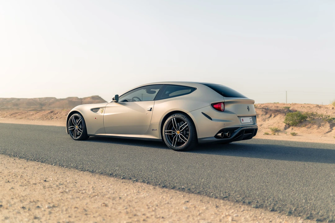 2015 Ferrari FF - Image 5 of 31