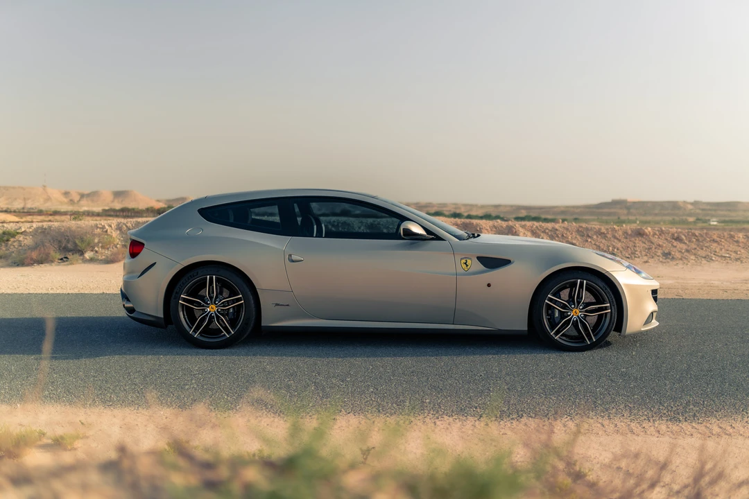 2015 Ferrari FF - Image 8 of 31
