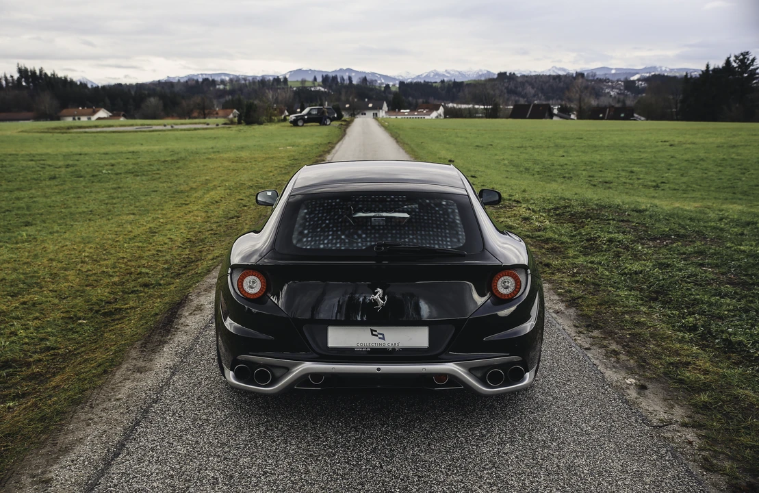 2015 Ferrari FF - Image 7 of 31