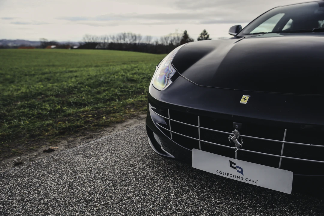 2015 Ferrari FF - Image 14 of 31