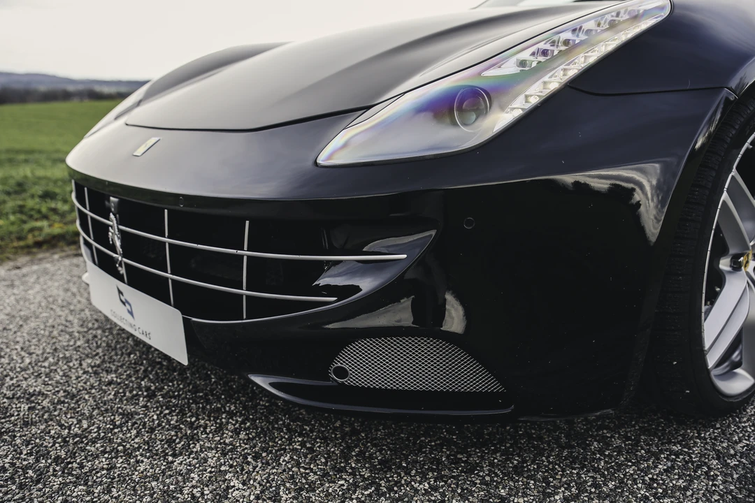 2015 Ferrari FF - Image 19 of 31